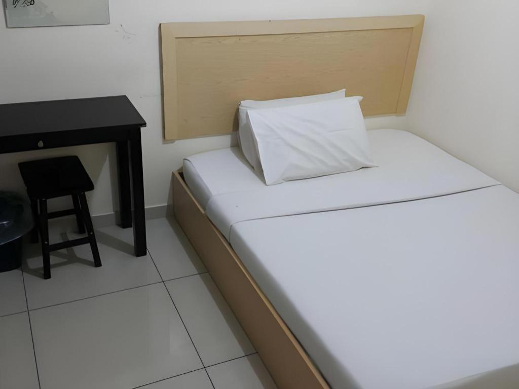 Oyo 301 River Inn Hotel Butterworth Exteriör bild
