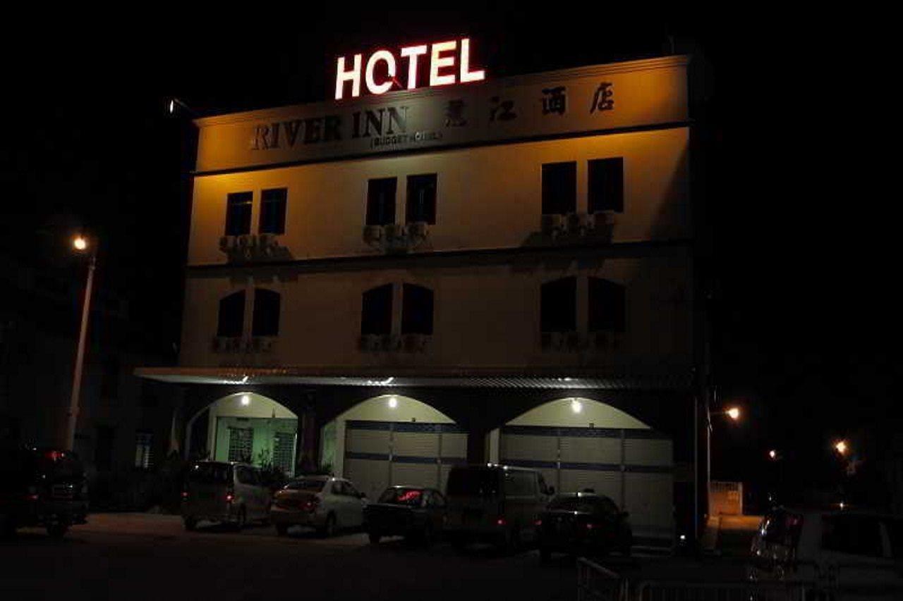 Oyo 301 River Inn Hotel Butterworth Exteriör bild