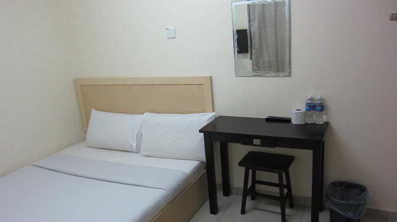 Oyo 301 River Inn Hotel Butterworth Exteriör bild