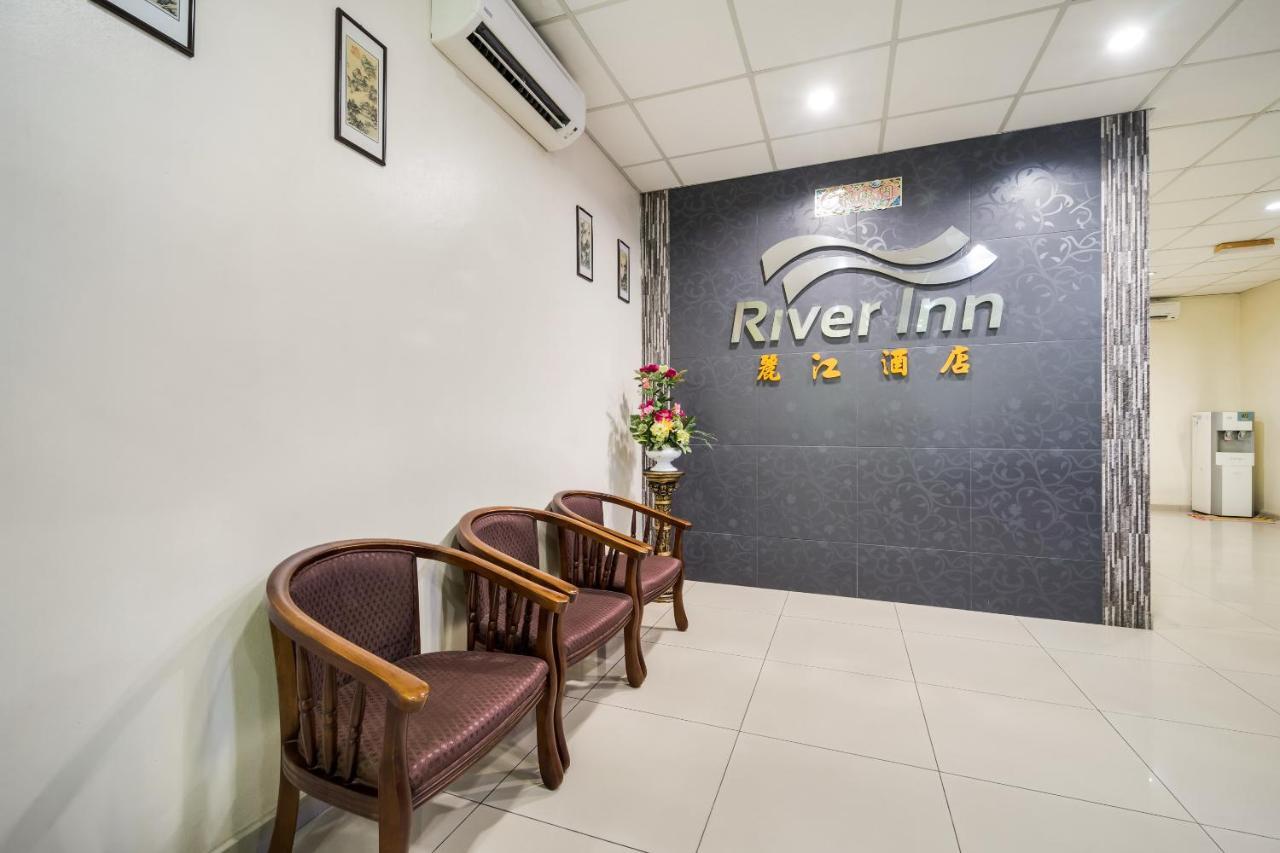 Oyo 301 River Inn Hotel Butterworth Exteriör bild